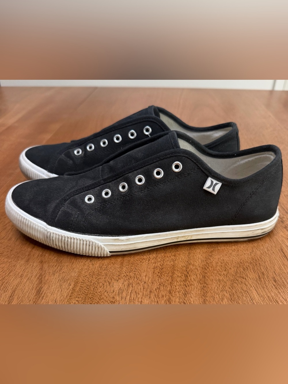 Hurley - Women’s Chloe Canvas Slip On Sneakers | Black & White | Size 10 (Women)
